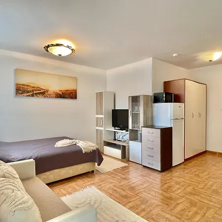 Royal Bay 2 - Private - Bsr - 1 *