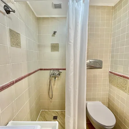 Royal Bay 2 - Private - Bsr - 1